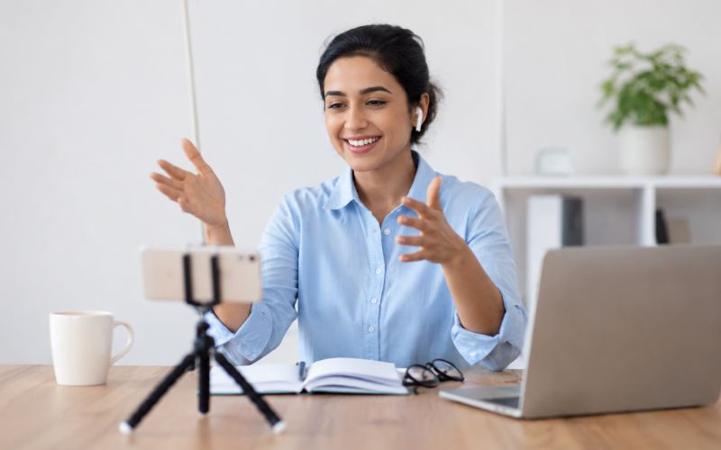 Best Way to Create Short Video Testimonials for Social Media comparison and best practice guide
